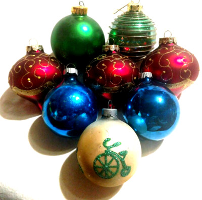 8 VTG Xmas Ornaments Glass 1950-60 Glitter Balls Teardrops Rauch Shiny Brite G&D