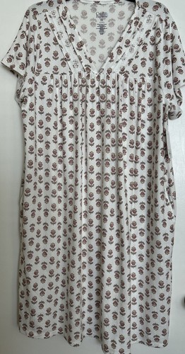 NEW! Croft and Barrow ~White Floral ~ Nightgown / Lounge ~Size XXL