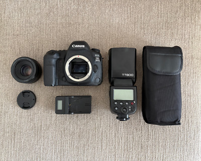 Canon EOS 5D MARK IV 30.4 MP Digital SLR Camera - Black with Lens, Flash, Tripod