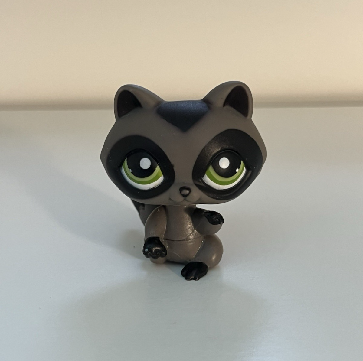 Authentic LPS #450 Raccoon Forest Green Eyes Littlest Pet Shop