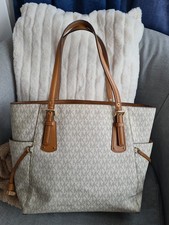 Michael Kors Tote Shoulder Bag Large Signature Voyager Handbag Beige/tan