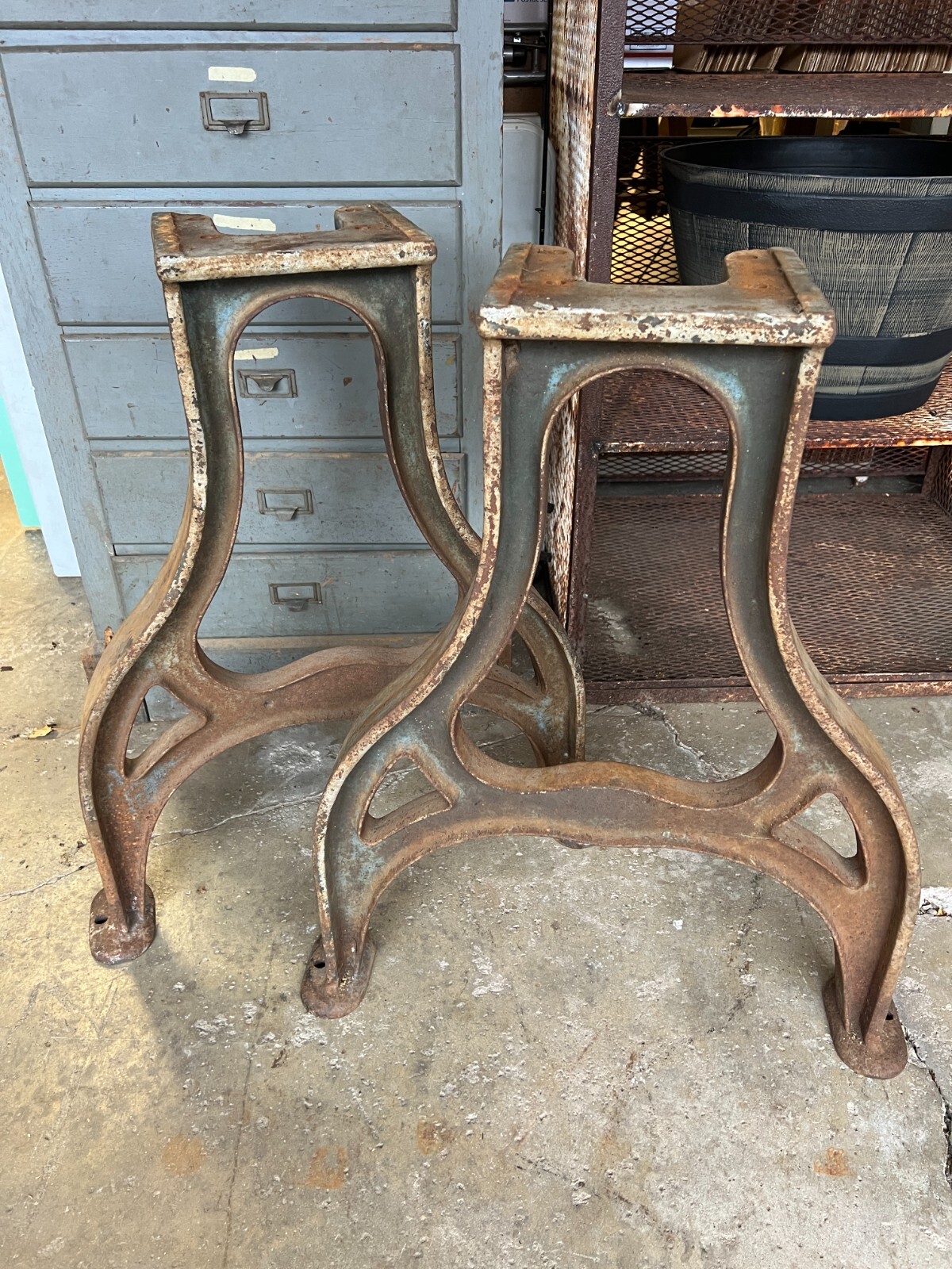 Antique Cast Iron Legs Industrial Table Base Lathe Legs eBay