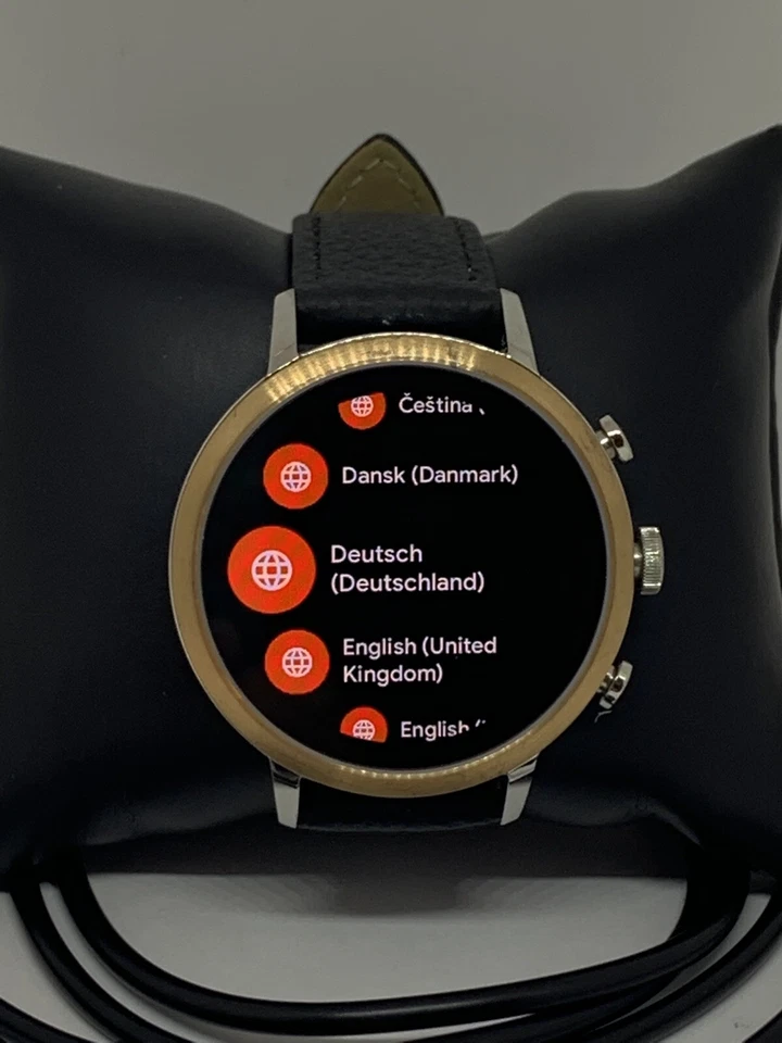 Fossil Venture HR Gen 4 FTW6016 Women's Black Leather Digital Dial Smart Watch - Image 2 of 4