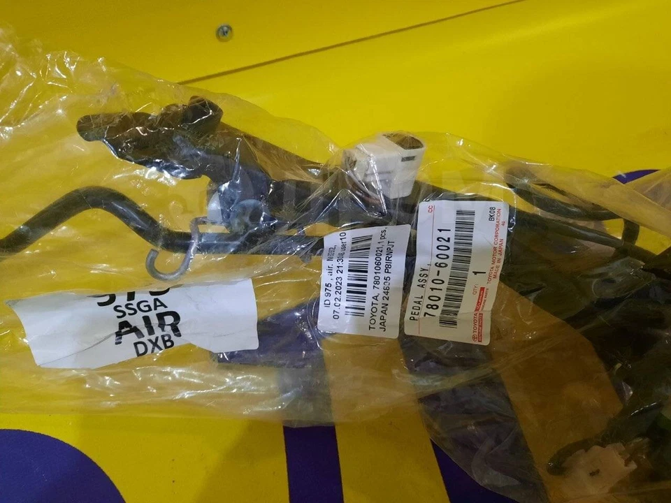 Toyota Genuino LAND CRUISER 100 LHD CONJUNTO DE VARILLA, PEDAL ACELERADOR 78010-60021 OEM Foto 2 de 2