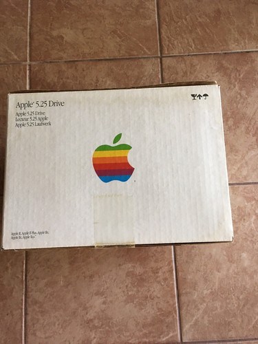 Vintage Apple 2.25 Drive *Just The Box* - Picture 2 of 5