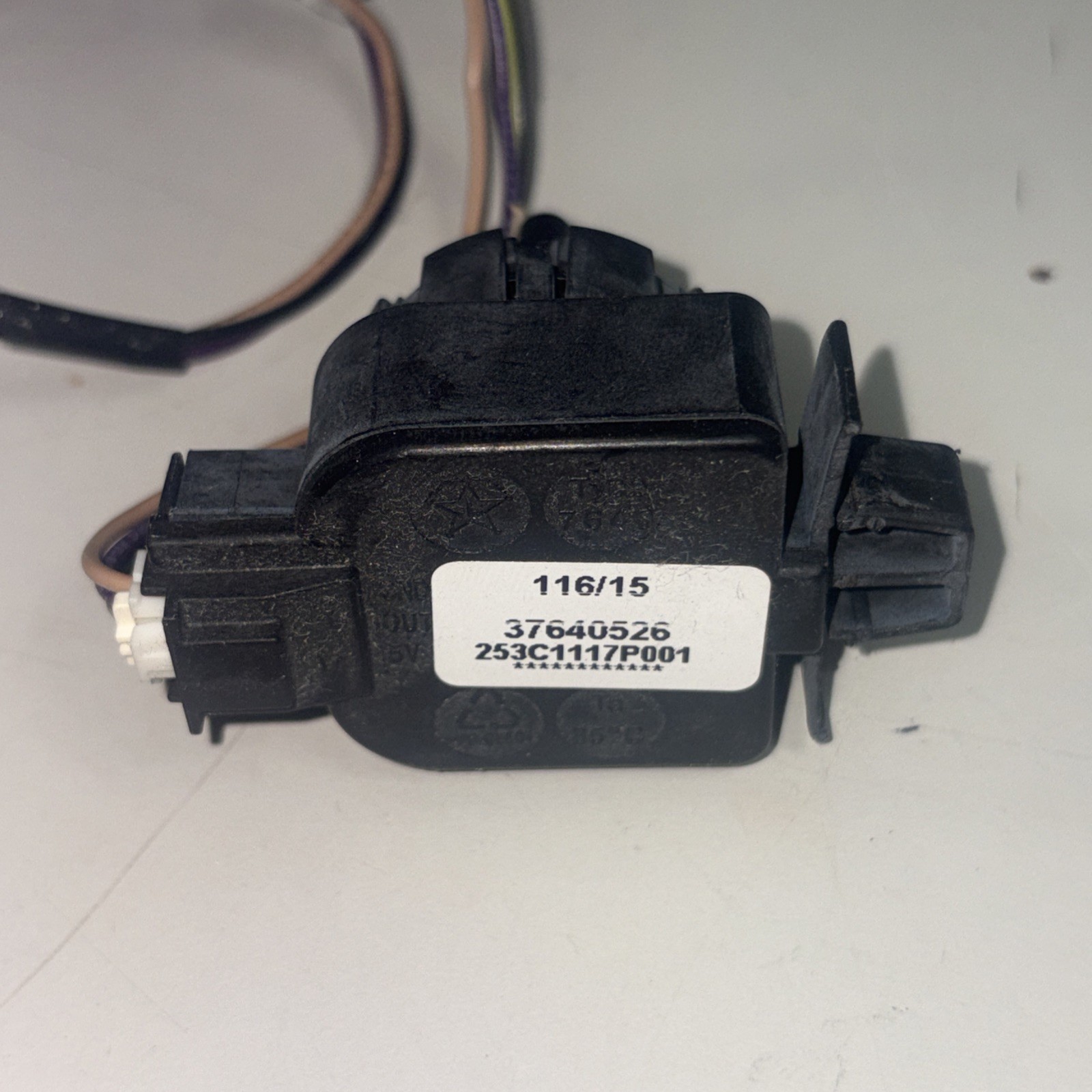 GE Appliance 37640526, 253C1117P001 Pressure Switch, Front Load Washer