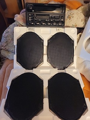 Ford Audio System 1999-2004 F150 Unit With 4 Speakers