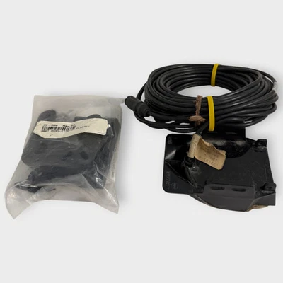 Raymarine/Raytheon/Autohelm ST50 Depth Transducer - Transom Mount 200khz 2-pin - image 1 of 4
