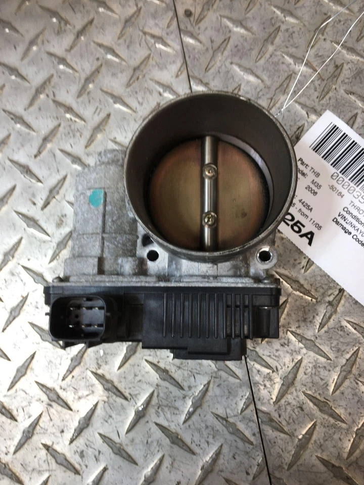Throttle Body/valve Assy INFINITI M35 06 07 08 Foto 2 de 2