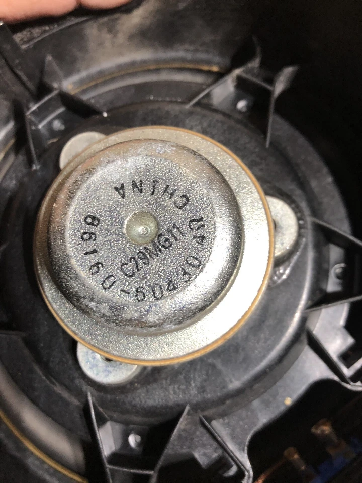 LEXUS GX460 LX570 驱动器或乘客后门扬声器 IS250/350 仅 22K 英里 — 第 4/4 张图片