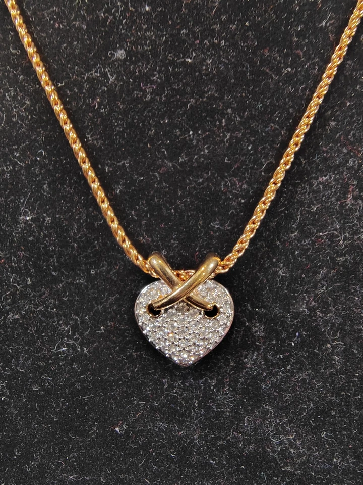 Collar de cuerda con racimo de cristal transparente corazón Swan Swarovski de colección