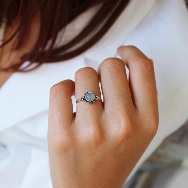 Brilliant Moonstone Gemstone 925 Sterling Silver Handmade