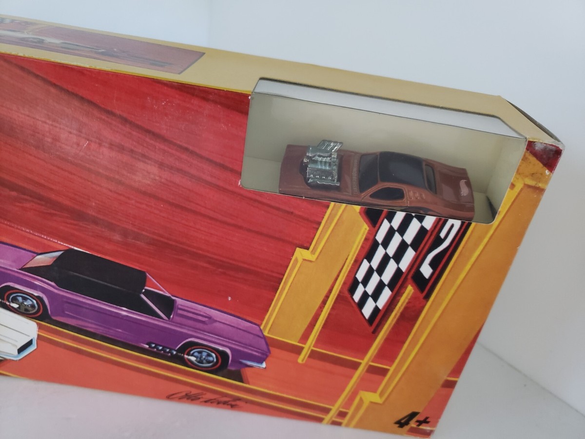 Hot Wheels Classics Drag Race Action Set 2005 | eBay