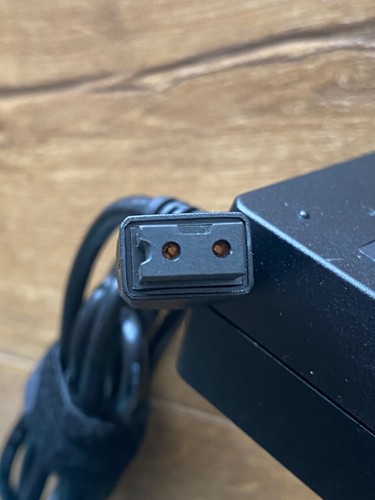 Blackweb Caricatore Universale per Portatile 90 Watt Bwa18hO020 Ottimo - Foto 4 di 4