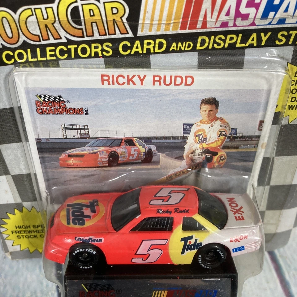 Литой винтажный автомобиль Ricky Rudd No5 Tide 1992 Nascar масштаб 1:64 запечатанный - Изображение 2 из 4