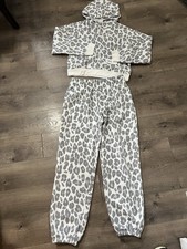 Xersion Pullover Hoodie  Sweatpants Snow Leopard Print Size 14 New
