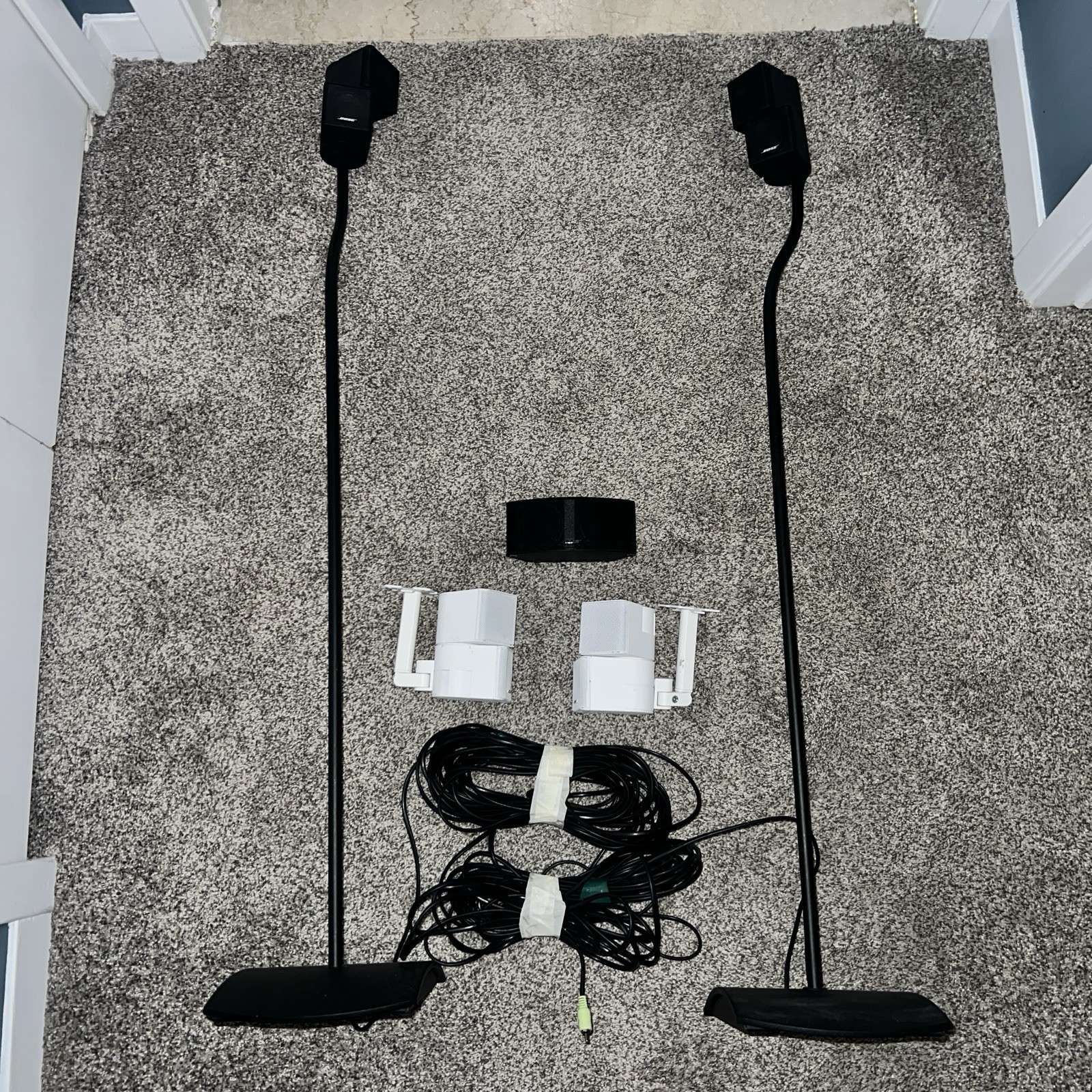 5x Bose Speakers Lot - 4 Jewel Double Cube & Center Speaker w/Stands & Cables