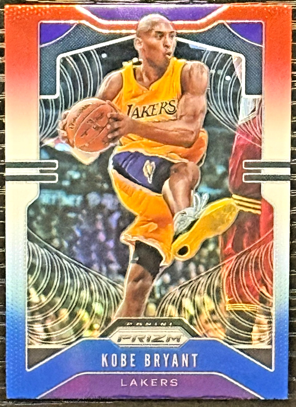 2019 Prizm - Kobe Bryant Red White Blue Prizm #8 – Los Angeles Lakers Legend