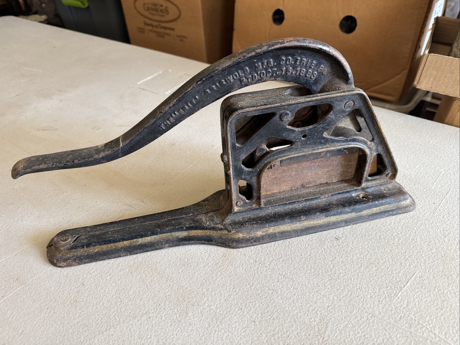 Vintage Antique Cast Iron Metal Hand Crank Tobacco Cigar Cutter Griswold Erie PA