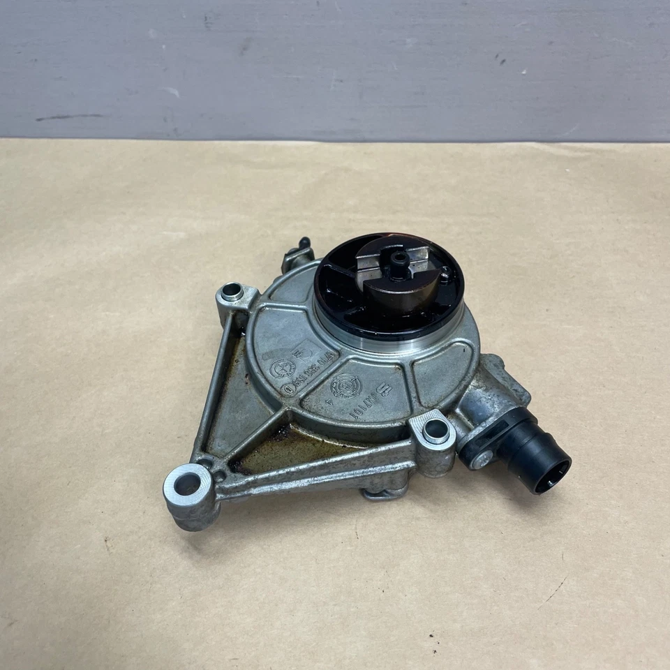 BMW 228i 328i 428i 528i F22 F30 F32 F36 F10 N20 N26 2012-18 bomba de vacío OEM Foto 2 de 4
