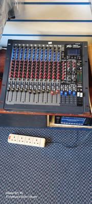 Peavey 16FX 16-Kanal USB Recording & Live Sound Mixer mit USB & Effekten