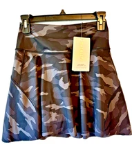 New ATHLETA Sz XXS Ace printed Black Camo Tennis Skirt Skort 15.5" running golf