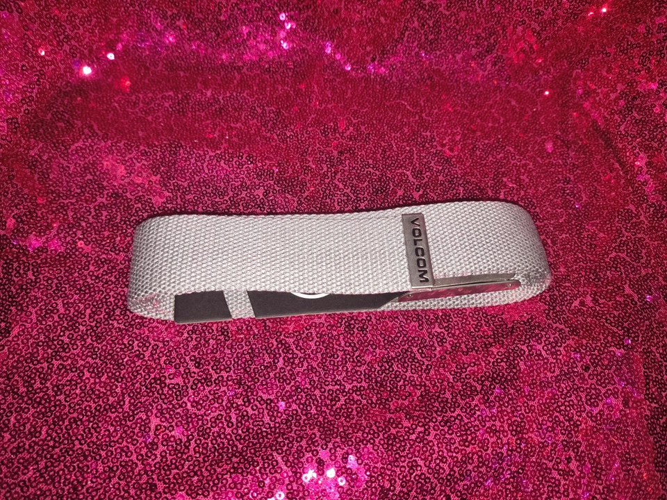 Volcom Circle Web Belt Heather Grey w/ Silver Buckle Adjustable One Size - New - Image 4 of 4