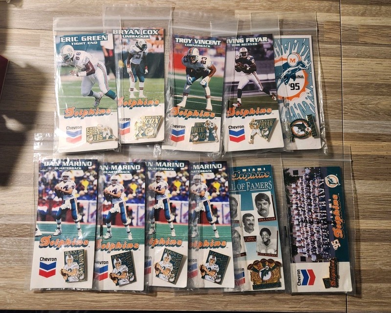Miami Dolphins 1995 Chevron Pin Set Complete