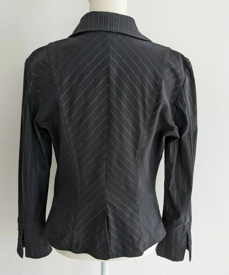 Bisou Bisou by Michelle Bohbot Size 8P Petite Black w/ Gold Stripes Blazer EUC - Image 4 of 4