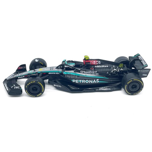 1:43 Scale 2024 AMG Petronas F1 W15 Model Car Formula 1 Team Lewis Hamilton 44 - Picture 7 of 8