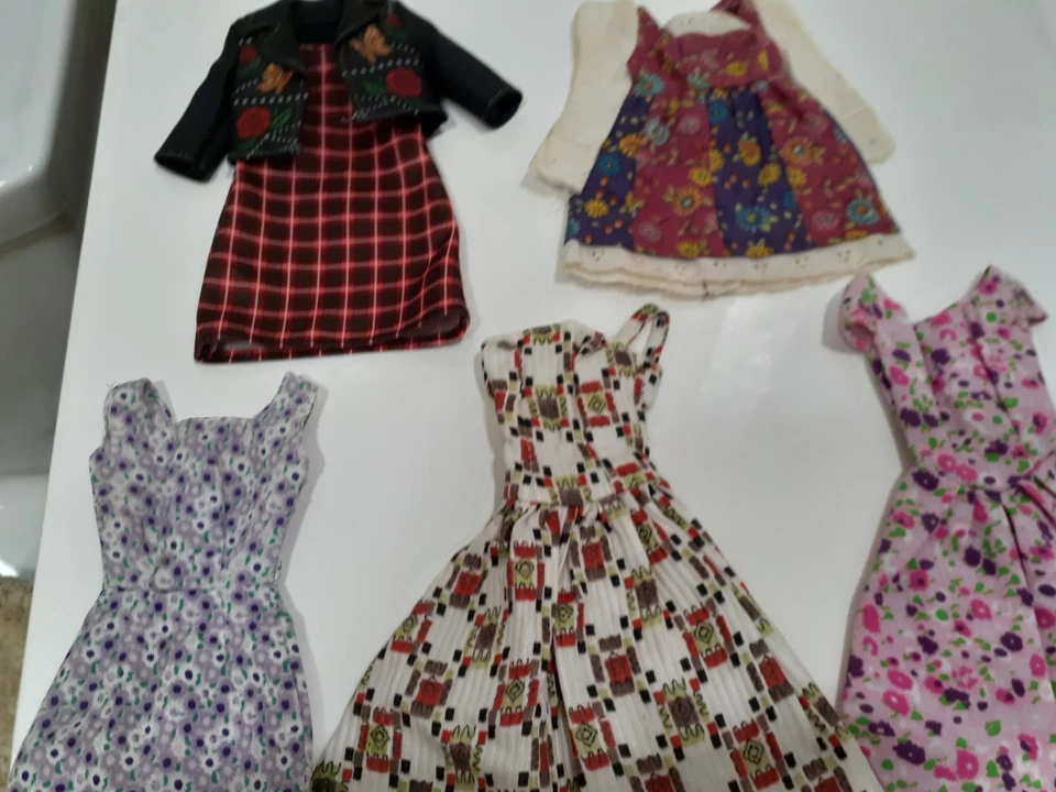 Lote Mixto Ropa Muñeca Barbie Foto 4 de 4