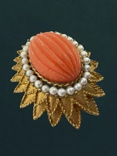Vintage SIGNED 🖤 EMMONS 🖤 Faux Coral Pearl Cabochon Gold Dome Brooch Pin 2"