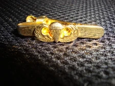 U.S MILITARY ARMY PARATROOPER JUMP WINGS TIE BAR TIE TAC U.S.A MADE  