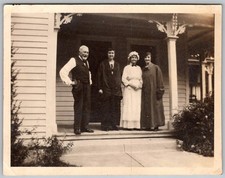 Vtg B&W Snapshot Old Family Group Mrs Hull Madeline Mother Father Porch 1920s