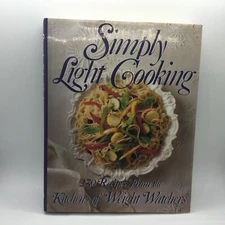 Simply Light Cooking 250 Recipes from the Kitchens of Weight Watchers HC DJ 