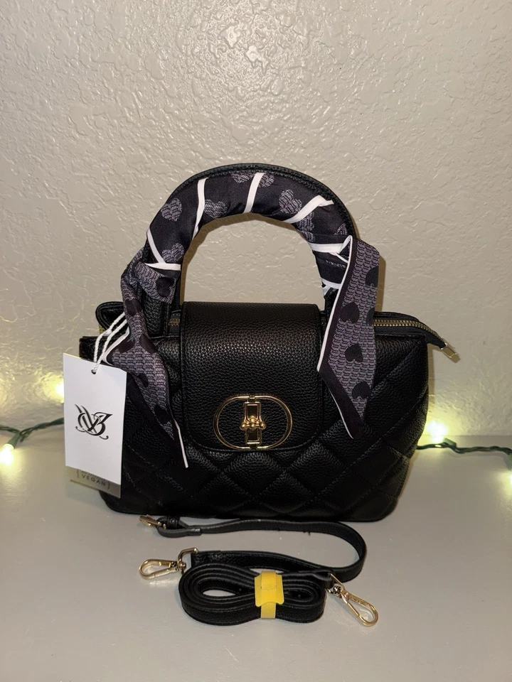 BNWT BLACK QUILTED DIAMOND PURSE SHOULDER BAG IN VEGAN LEATHER - Image 2 of 4