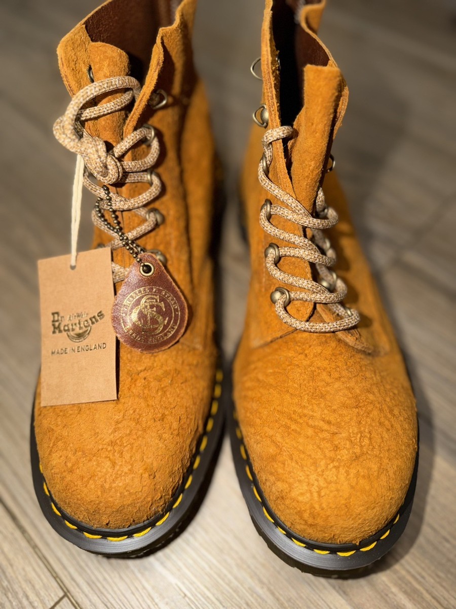 Dr. Martens 1460 Pascal Barbed Wire Embossed Leather Mens size 10 NEW!!! Dr. Martens Crocodile 1460 Pascal Steel Toe in Black  main image 4
