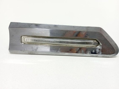 BMW 7 F01, F02 Kotflügelblinker vorne links 6750100000 4.4 Benzin 300kw 22726182