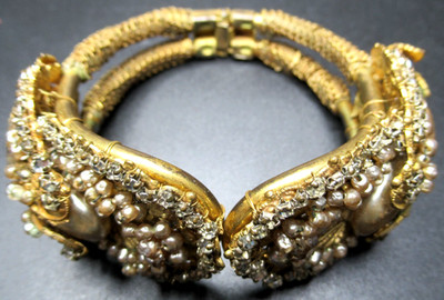 MIRIAM HASKELL Amazing Rhinestone Baroque Style Pearl Clamper Bracelet