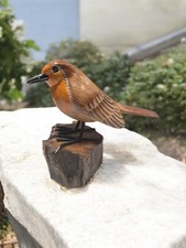 ChiselCraft Hand Carved Wooden Robin Bird ,Hand Painted In Outdoors B