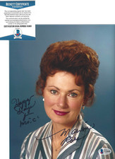 MARION ROSS SIGNED AUTHENTIC 'HAPPY DAYS' 8x10 SHOW PHOTO E BECKETT COA BAS