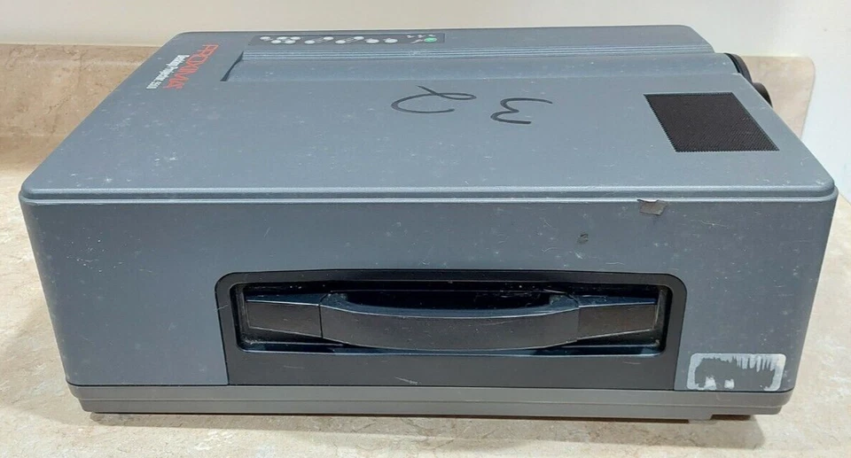 Настольный видео проектор Proxima 5500 DP5500 3LCD 640x480 4:3 VGA работает с лампой - Изображение 2 из 4