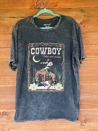 WOMEN'S HRT LUV MINERAL WASHED TEE SIZE MEDIUM ITEM #906