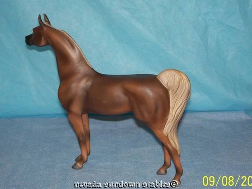 Lakeshore Porcelains Liver Chestnut Arabian Status Symbol - Picture 5 of 9