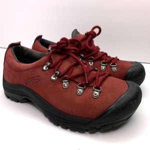 maroon hiking boots