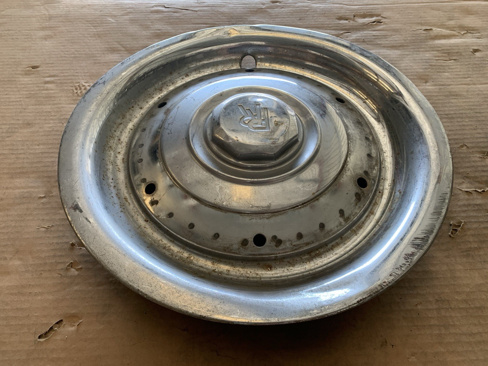 Rolls Royce Hubcap Rim Wheel Cover Hub Cap 17" Across OEM USED NO RING
