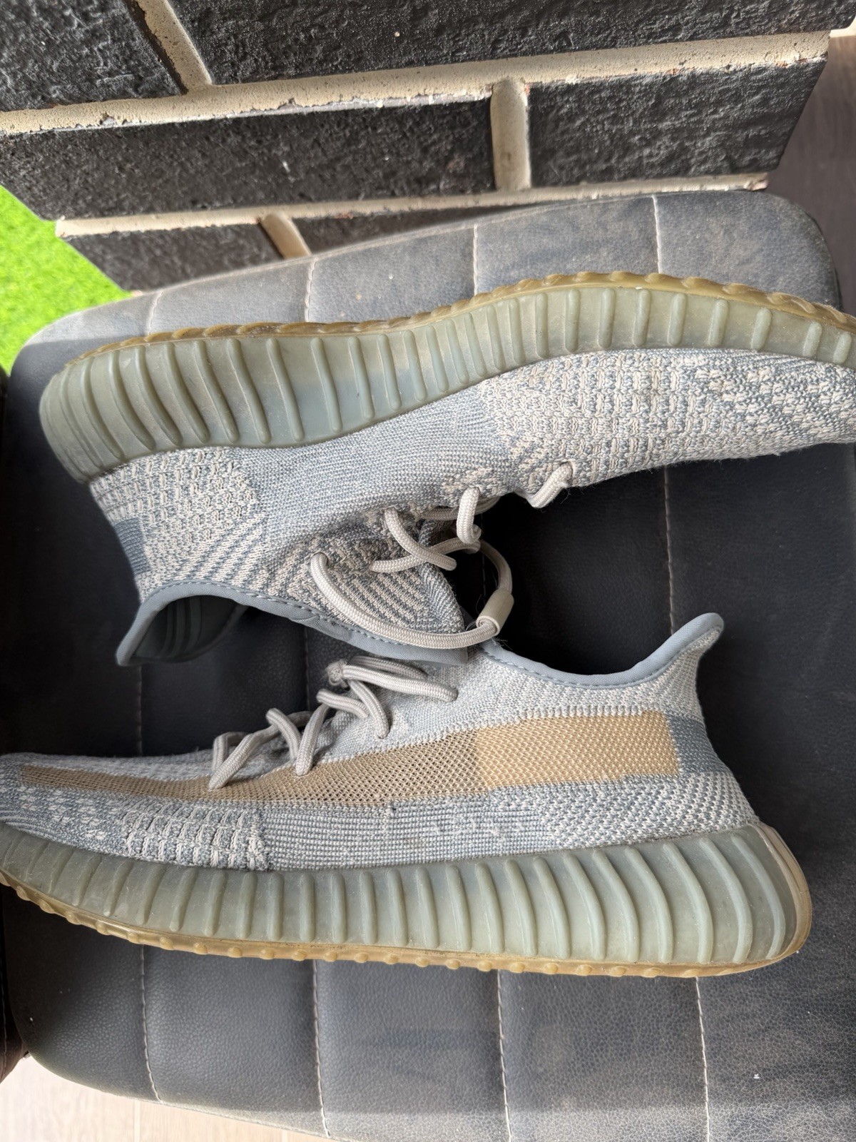 Size 10.5 - adidas Yeezy Boost 350 V2 Low Israfil thumbnail 5