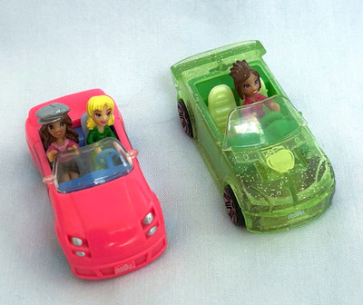 2 Polly Pocket Cars  and 3 Figures  From Race to the Mall Set 2007
