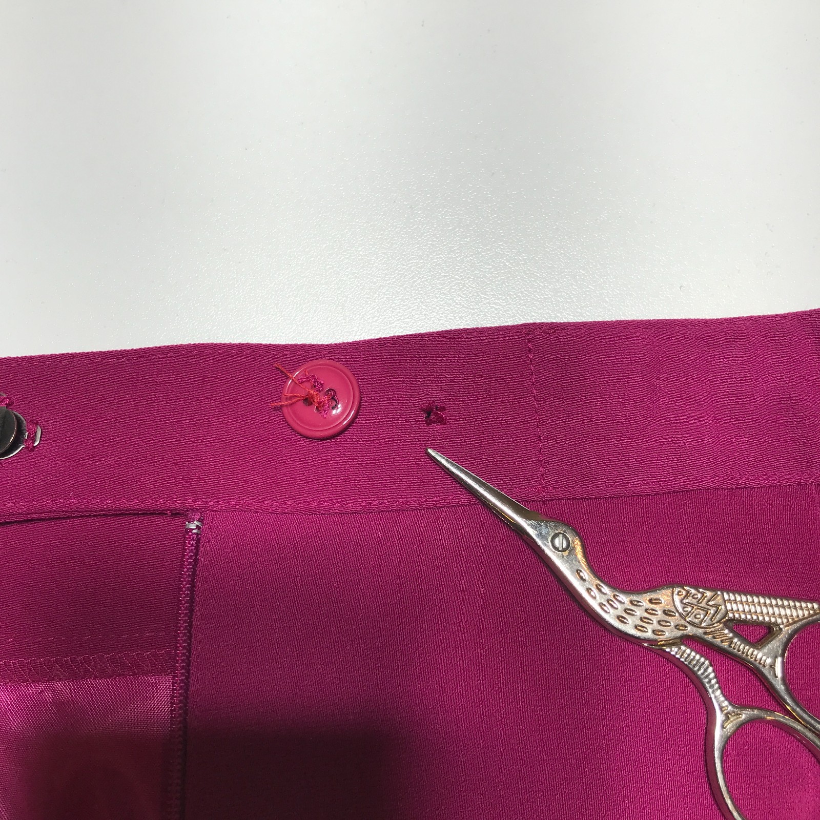 Le Suit Two Piece Womens 14W Purple Lined Blazer Jacket & Pencil Skirt *Stain*