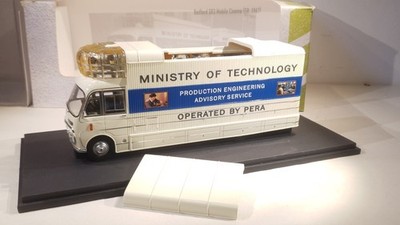 AutoCult 1:43 Bedford SB3 Mobile Cinema Kino 10004 Resin Limitiert 333 Stück 
